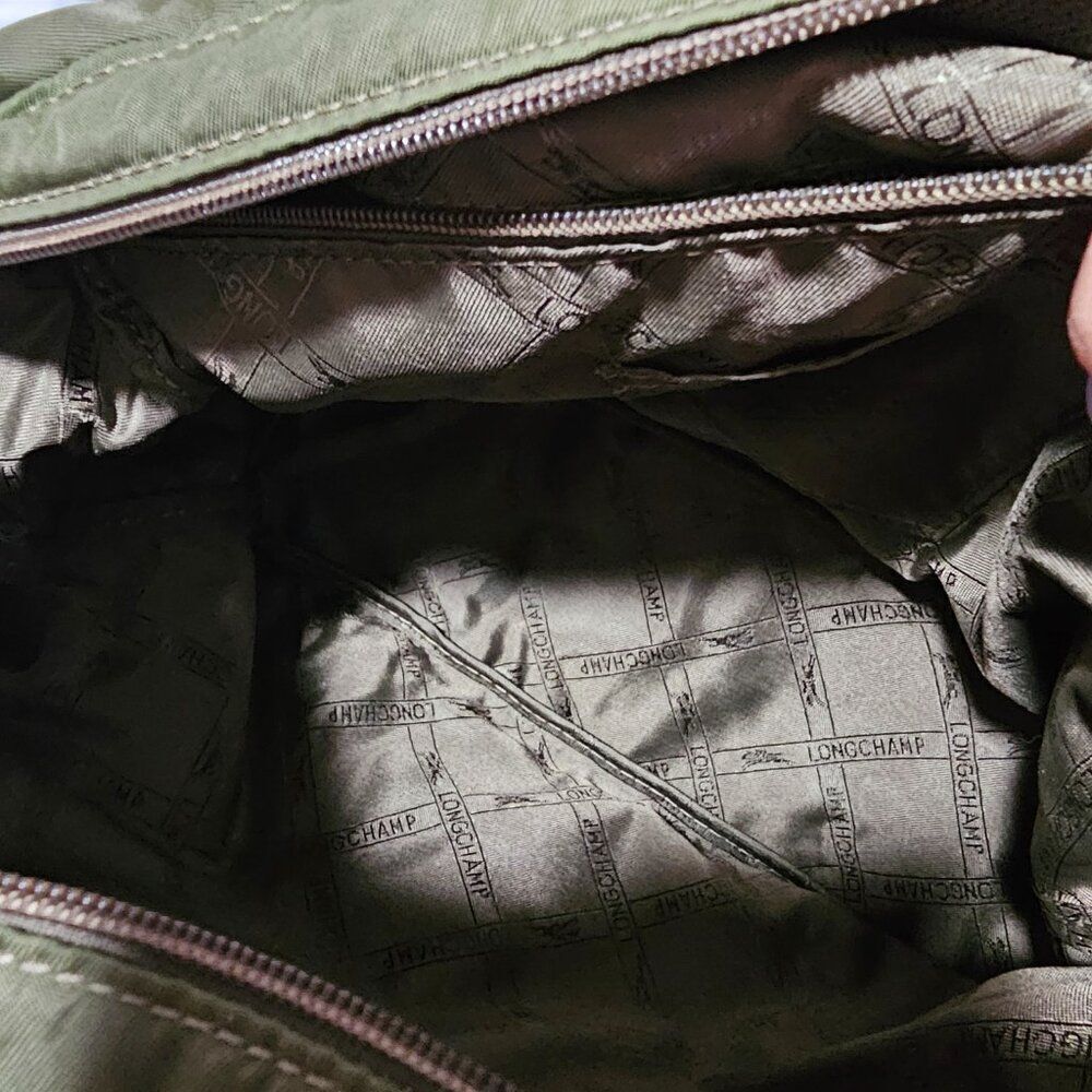 EUC LIKE NEW AUTHENTIC LONGCHAMP GREEN NYLON CROSSBODY BAG MEDIUM - Picture 11 of 16